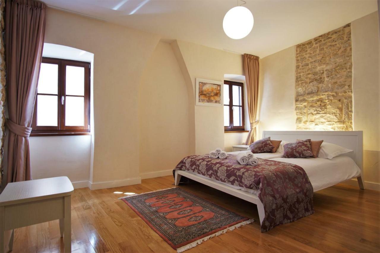 Villa Castel Bale Ngoại thất bức ảnh